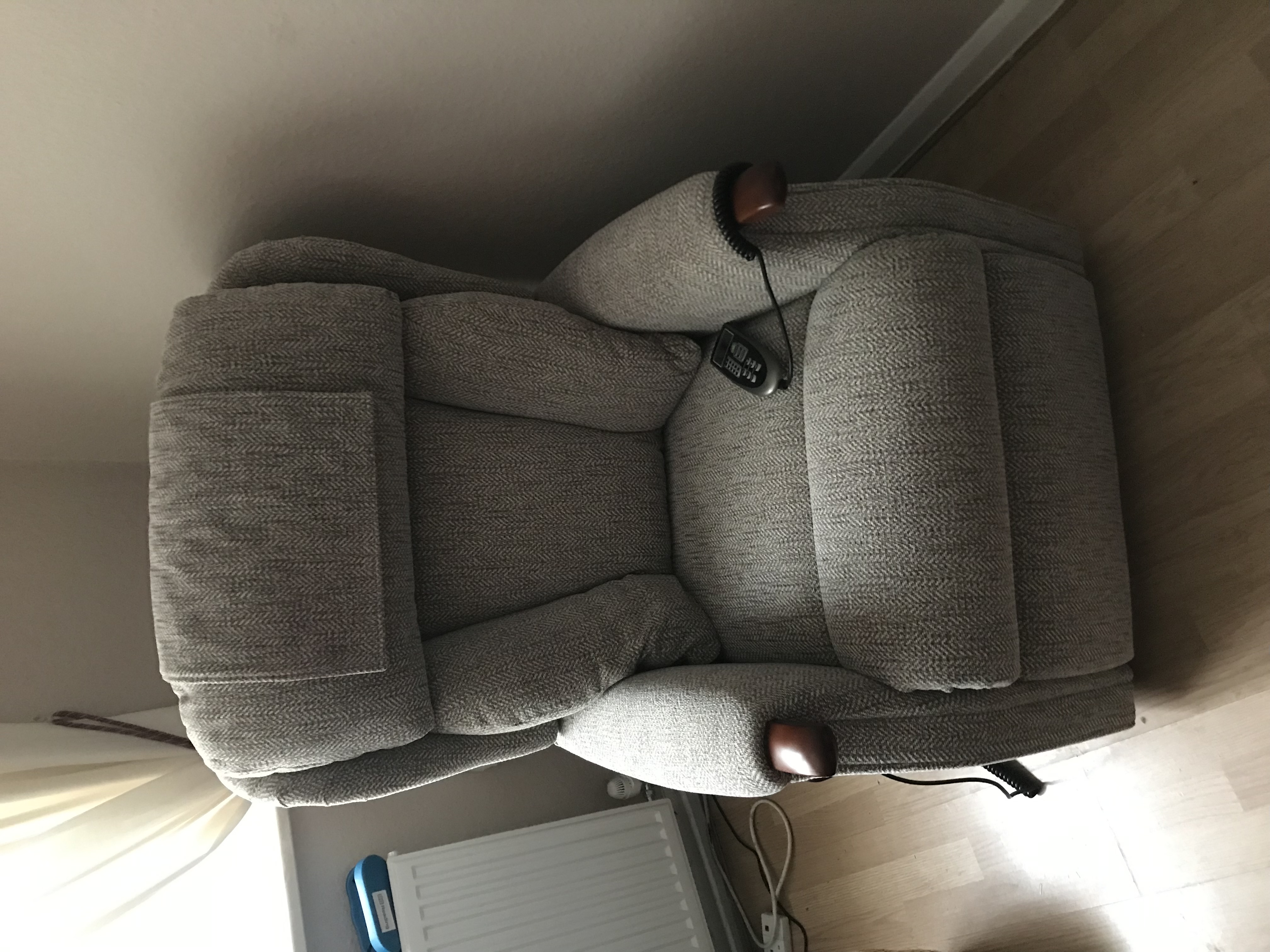 Comfomatic derby moss recliner Hospital Mart